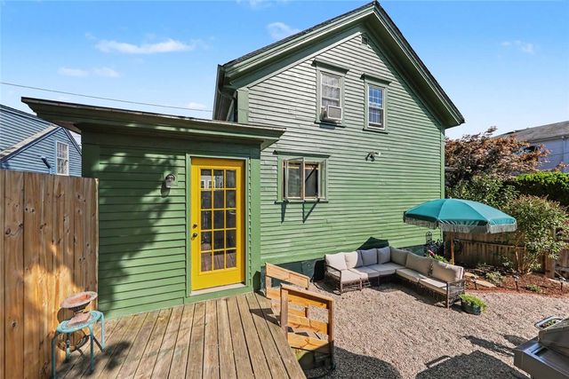 307 Main Street, Warren, RI 02885