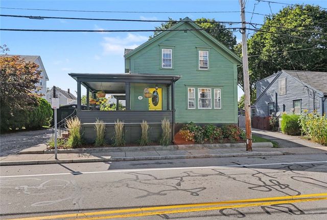 307 Main Street, Warren, RI 02885