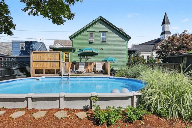 307 Main Street, Warren, RI 02885
