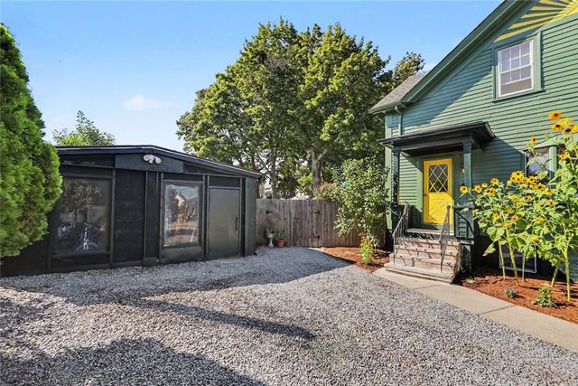 307 Main Street, Warren, RI 02885