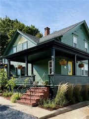 307 Main Street, Warren, RI 02885