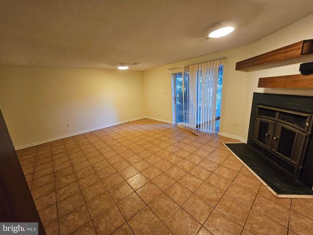 47 GAS LIGHT CT, Gaithersburg, MD 20879