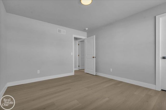 249 Shelldrake Lane, Saint Clair, MI 48079