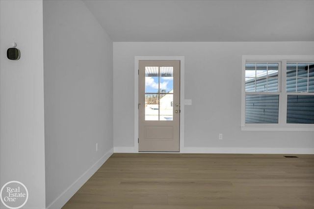 249 Shelldrake Lane, Saint Clair, MI 48079