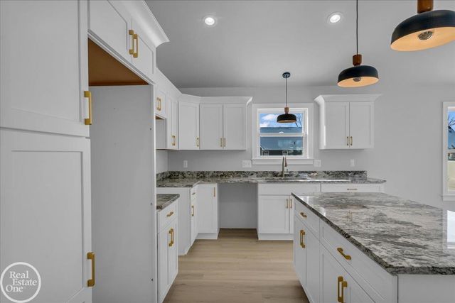 249 Shelldrake Lane, Saint Clair, MI 48079