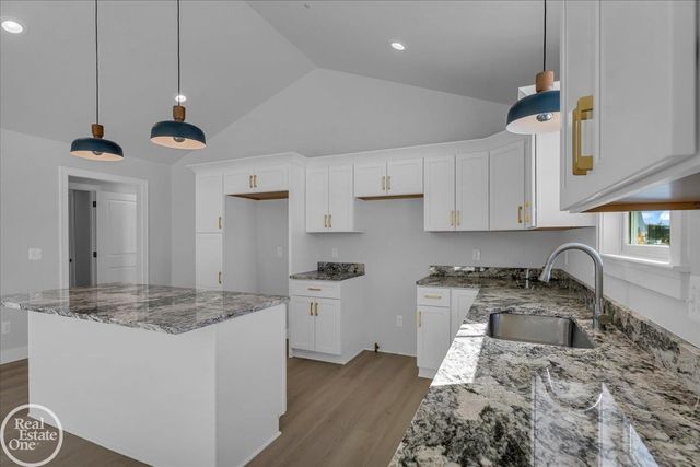 249 Shelldrake Lane, Saint Clair, MI 48079