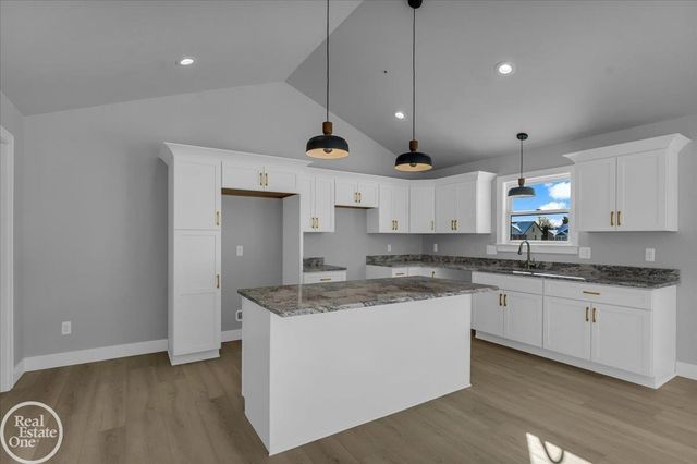 249 Shelldrake Lane, Saint Clair, MI 48079