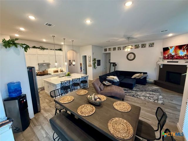 244 Heartleaf Road, San Marcos, TX 78666