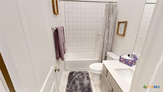 244 Heartleaf Road, San Marcos, TX 78666