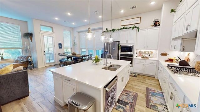 244 Heartleaf Road, San Marcos, TX 78666