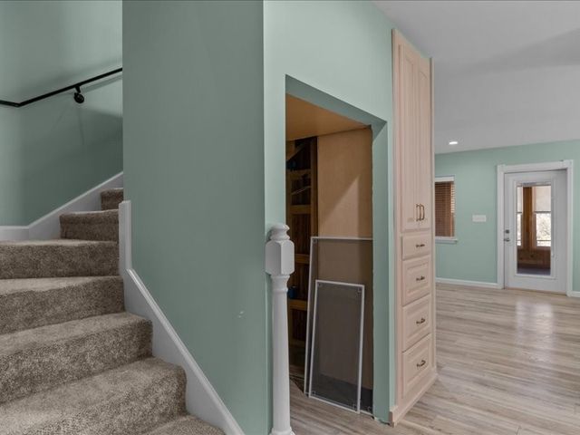 705 Hinson Springs Rd, Lobelville, TN 37097