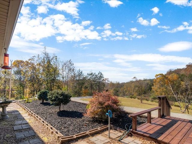 705 Hinson Springs Rd, Lobelville, TN 37097