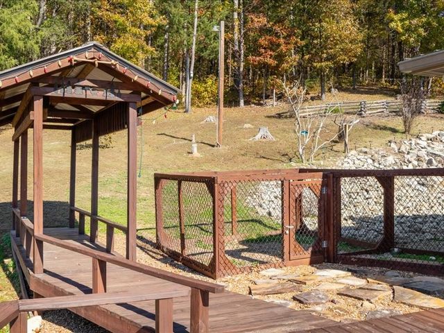 705 Hinson Springs Rd, Lobelville, TN 37097