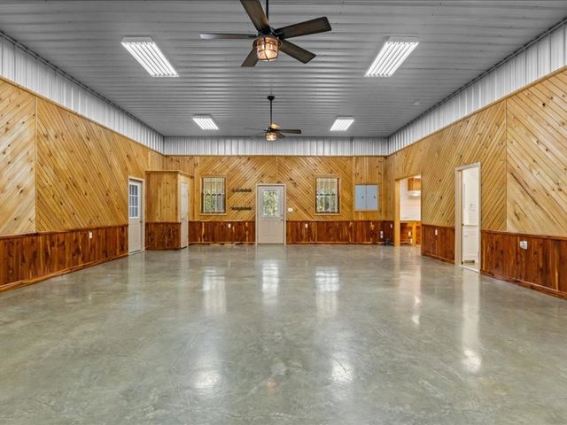 705 Hinson Springs Rd, Lobelville, TN 37097