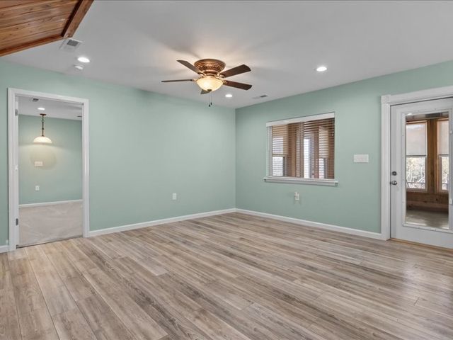 705 Hinson Springs Rd, Lobelville, TN 37097