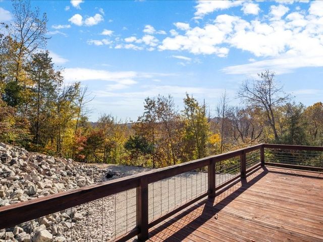 705 Hinson Springs Rd, Lobelville, TN 37097