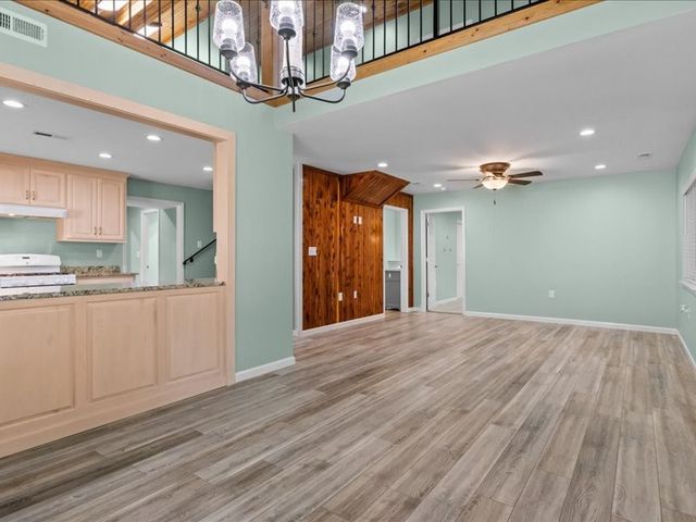 705 Hinson Springs Rd, Lobelville, TN 37097