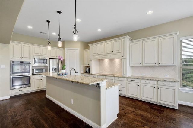 17207 Raynham Hill DR, Austin, TX 78738