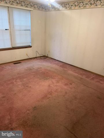 712 WHITE SANDS DR, Lusby, MD 20657