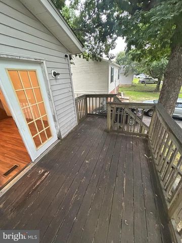 712 WHITE SANDS DR, Lusby, MD 20657