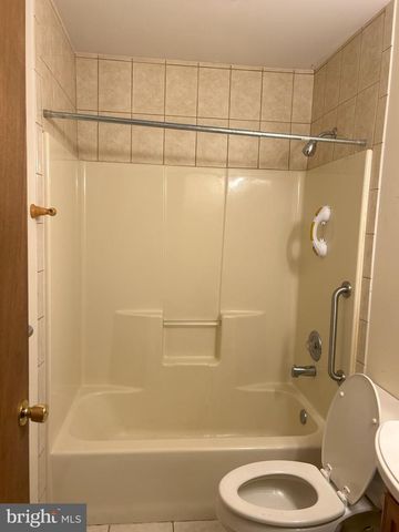 712 WHITE SANDS DR, Lusby, MD 20657