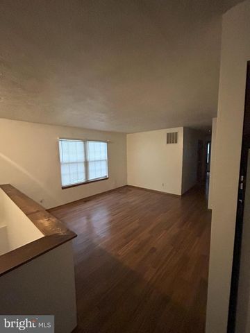 712 WHITE SANDS DR, Lusby, MD 20657