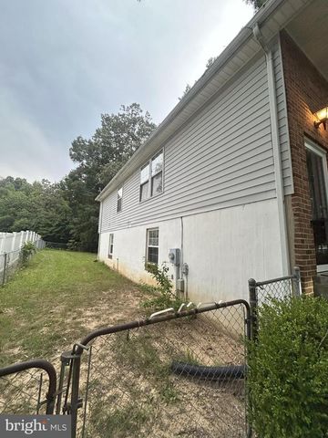 712 WHITE SANDS DR, Lusby, MD 20657