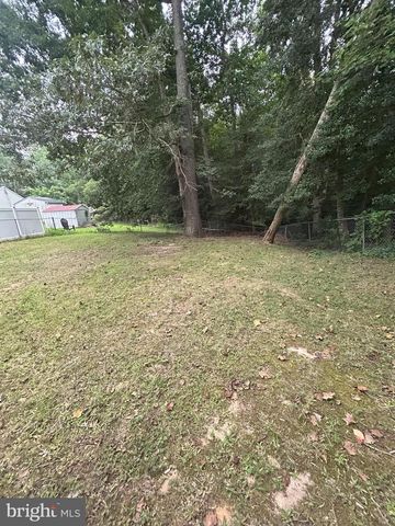 712 WHITE SANDS DR, Lusby, MD 20657