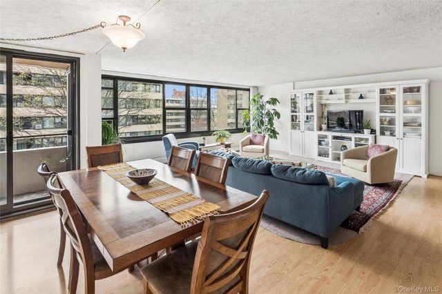 162-30 Powells Cove Boulevard 6A, Beechhurst, NY 11357