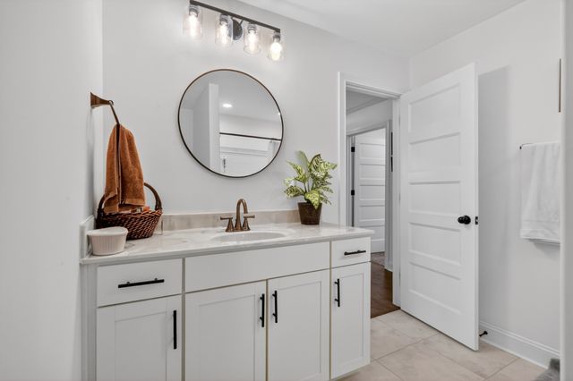 1401 Apple Blossom Rd, Clarksville, TN 37042