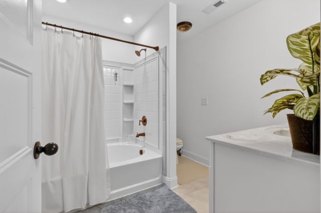 1401 Apple Blossom Rd, Clarksville, TN 37042