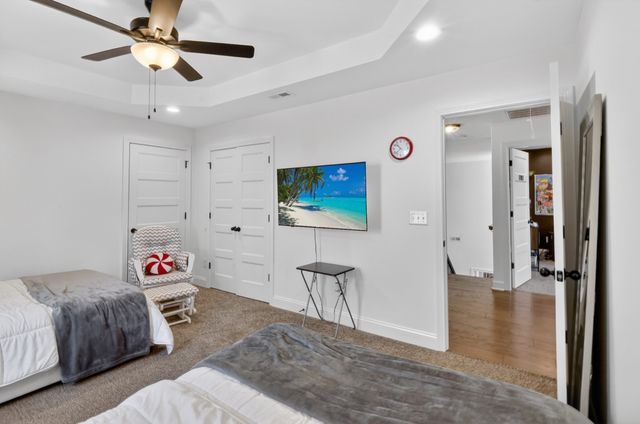 1401 Apple Blossom Rd, Clarksville, TN 37042