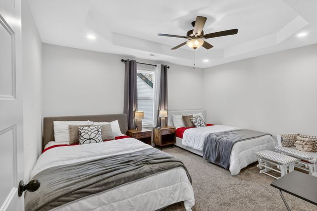 1401 Apple Blossom Rd, Clarksville, TN 37042