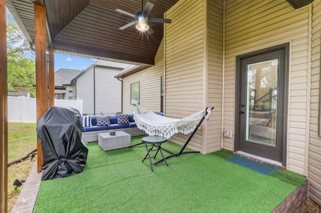 1401 Apple Blossom Rd, Clarksville, TN 37042