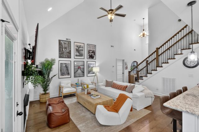 1401 Apple Blossom Rd, Clarksville, TN 37042