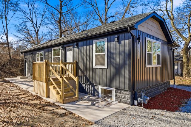 7325 Locust Avenue, Gary, IN 46403