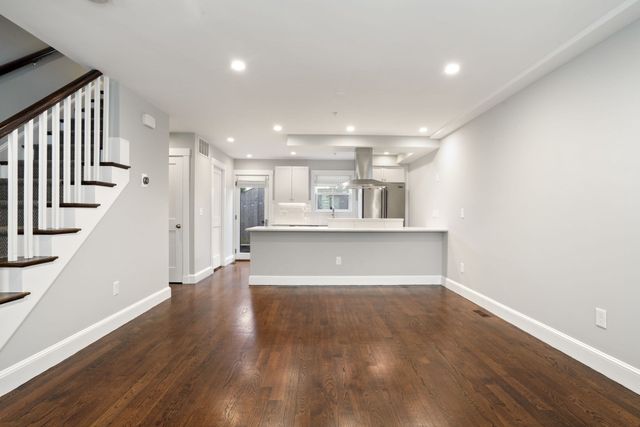 1-7 Atwood Sq 5, Boston, MA 02130