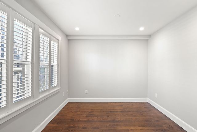 1-7 Atwood Sq 5, Boston, MA 02130