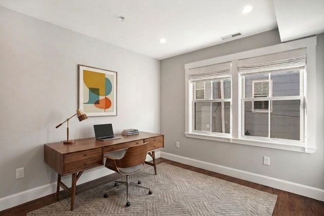 1-7 Atwood Sq 5, Boston, MA 02130