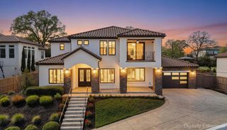 655 Russell Dr, Folsom, CA 95630