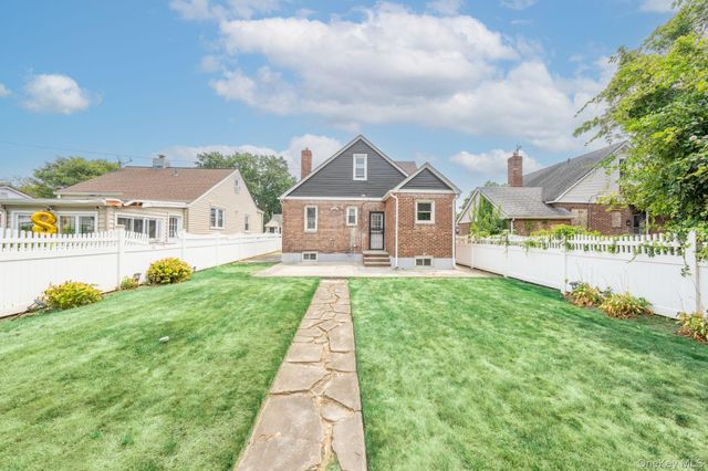 13016 232nd Street, Laurelton, NY 11413