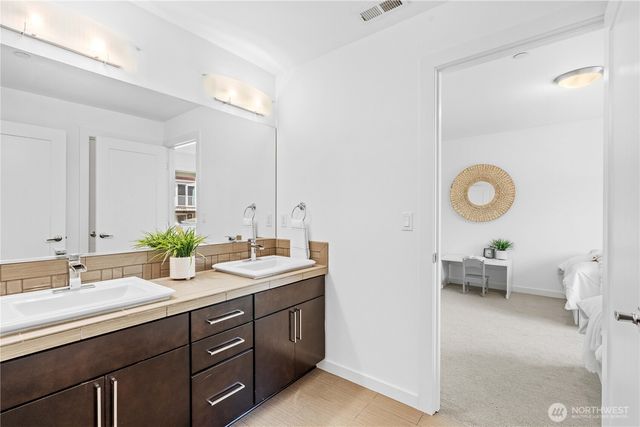 2414 Garden Court N, Renton, WA 98056