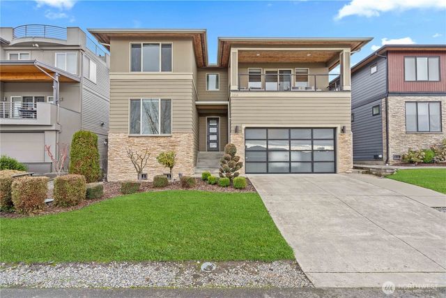 2414 Garden Court N, Renton, WA 98056