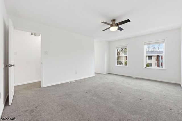 72 Boxgrove Place, Franklin Twp., NJ 08873