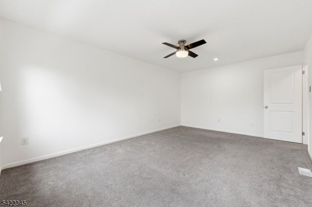 72 Boxgrove Place, Franklin Twp., NJ 08873