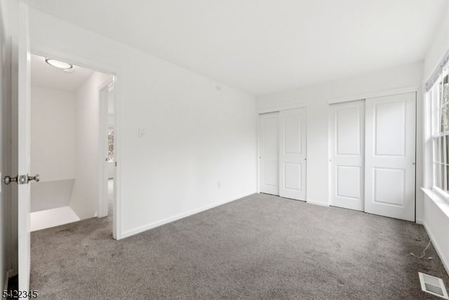 72 Boxgrove Place, Franklin Twp., NJ 08873