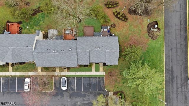 72 Boxgrove Place, Franklin Twp., NJ 08873
