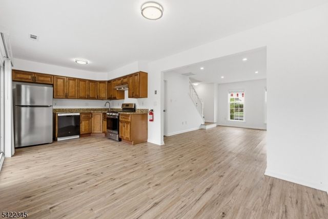 72 Boxgrove Place, Franklin Twp., NJ 08873