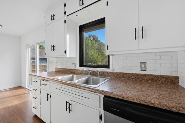 626 S Atherton, Maize, KS 67101