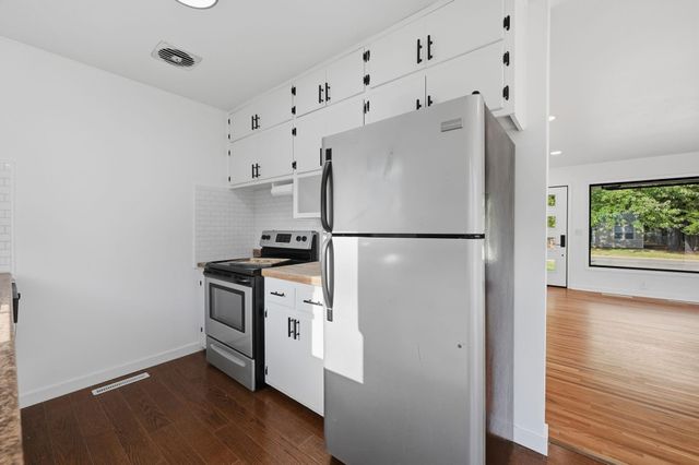 626 S Atherton, Maize, KS 67101